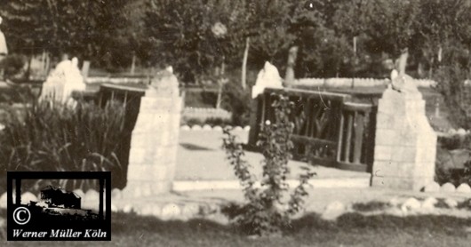 Brücke im Garten des Darulaman-Palastes